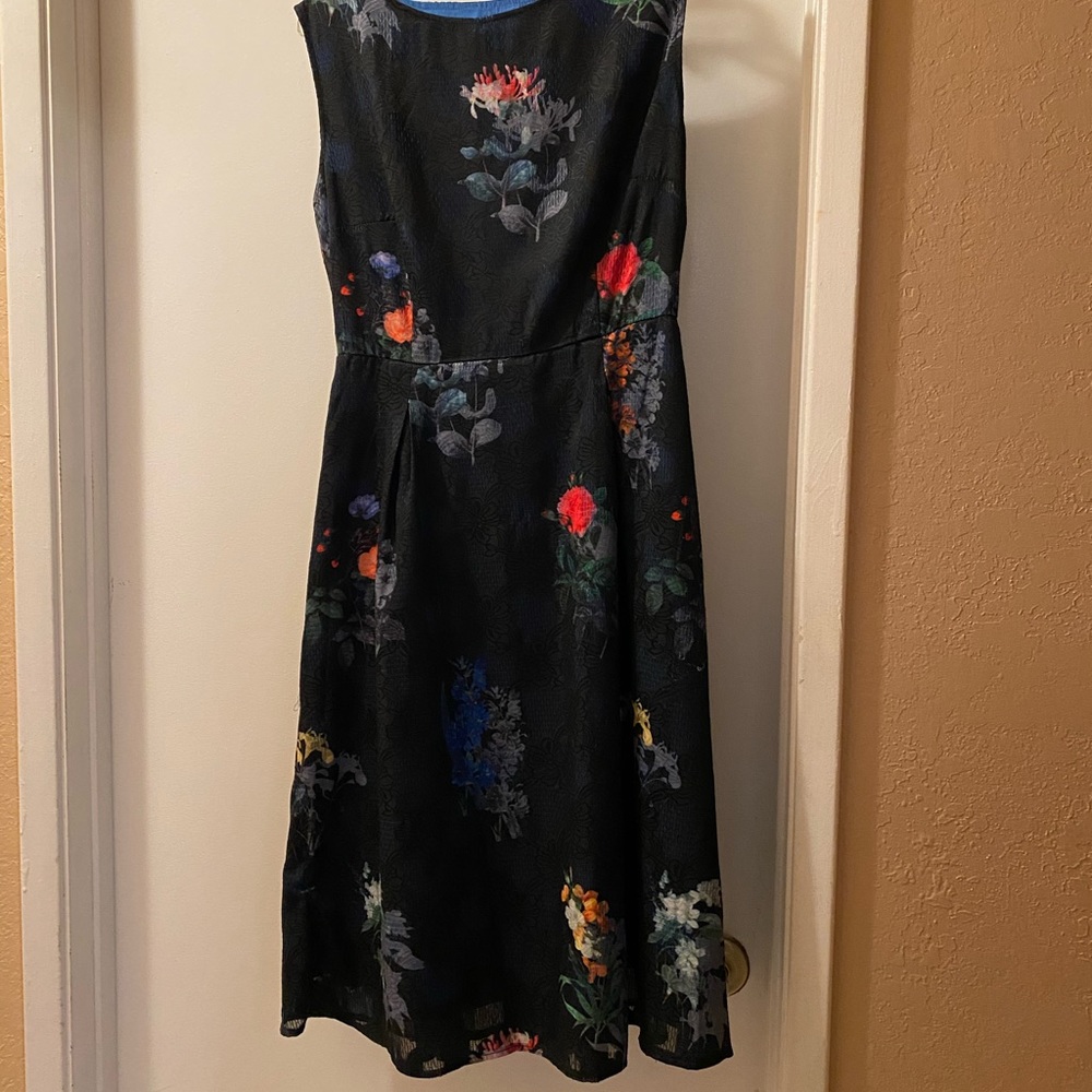 Vintage Style Dress 👗